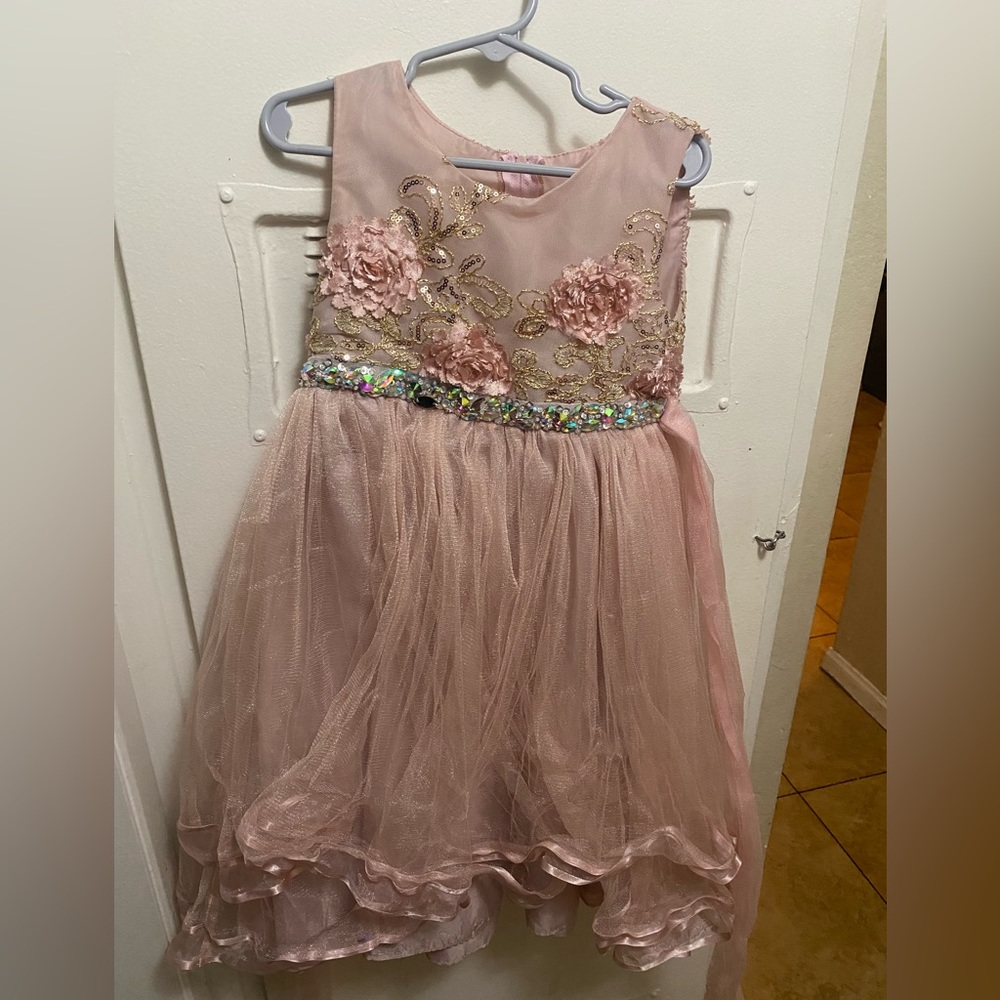 Pink dress